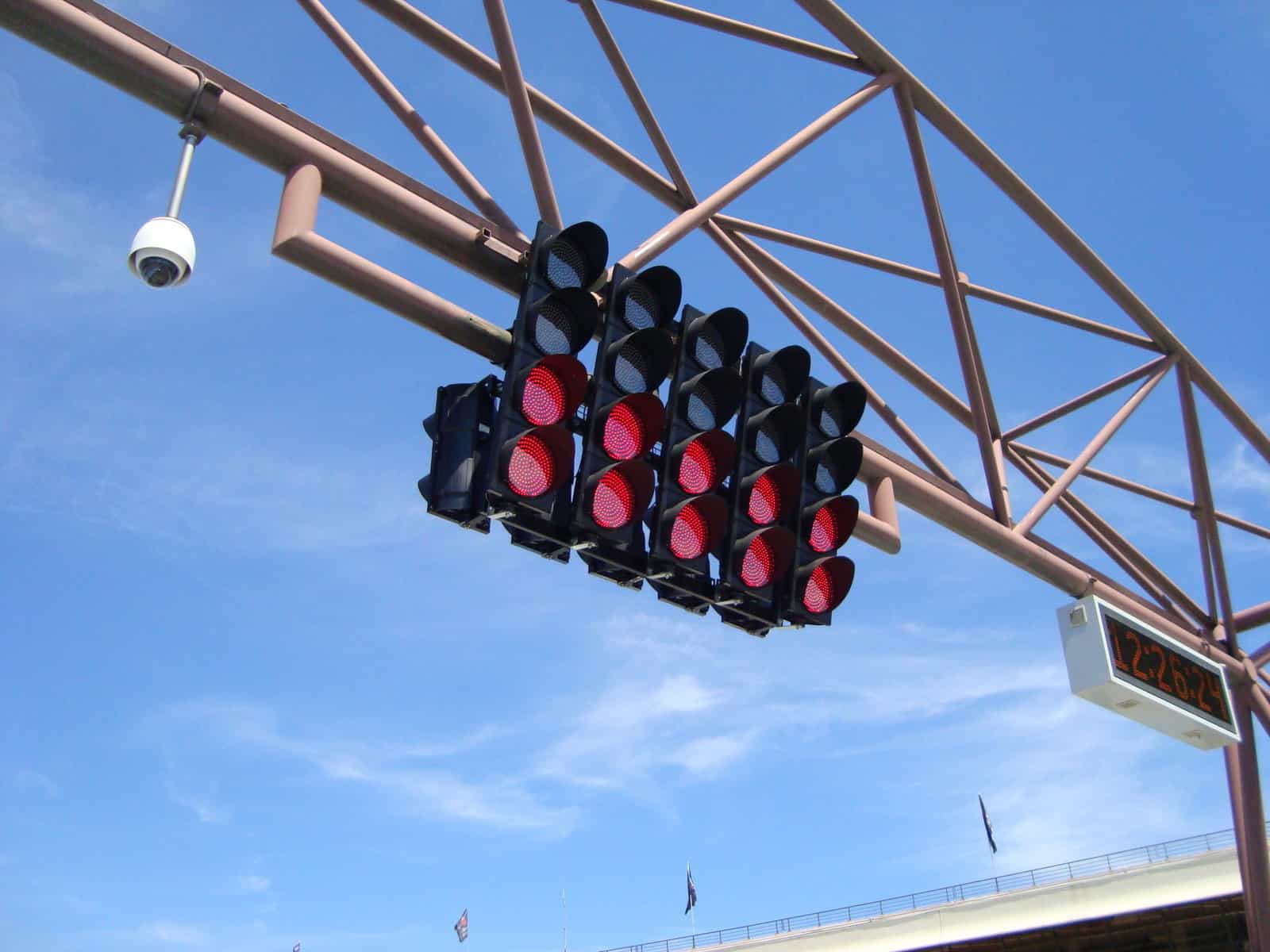 GAME-RACE-START